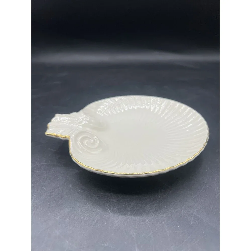 Lenox Aegean Shell Dish Ivory Porcelain Gold Trim Candy Ring Catchall Japan